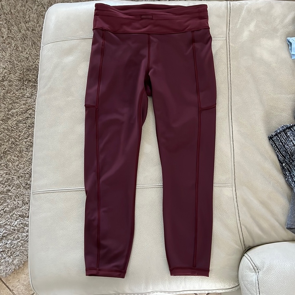 Women’s leggings.  Lululemon. Size 8. Maroon.